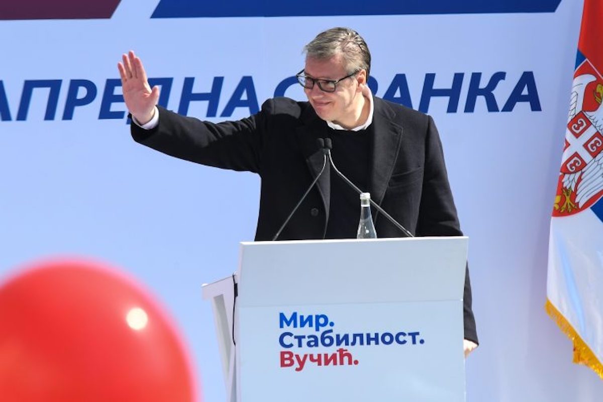 Serbie : l&rsquo;opposition à l&rsquo;assaut de la citadelle Vučić