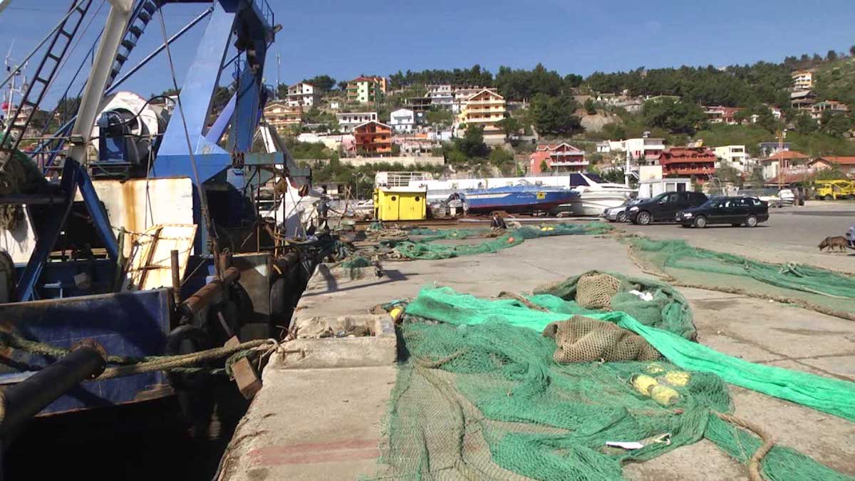 Albanie : la hausse des prix du pétrole met les pêcheurs en faillite