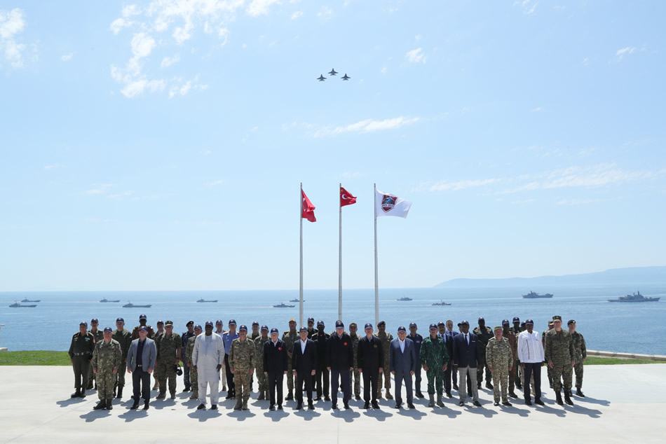 Tensions en mer Égée : la Turquie et la Grèce montrent les muscles