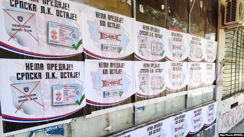 «Mesures de réciprocité» avec la Serbie : barricades dans le nord du Kosovo