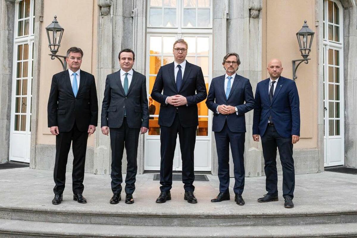 Dialogue Kosovo-Serbie : le couple franco-allemand s&rsquo;engage, mais sans carotte ni bâton