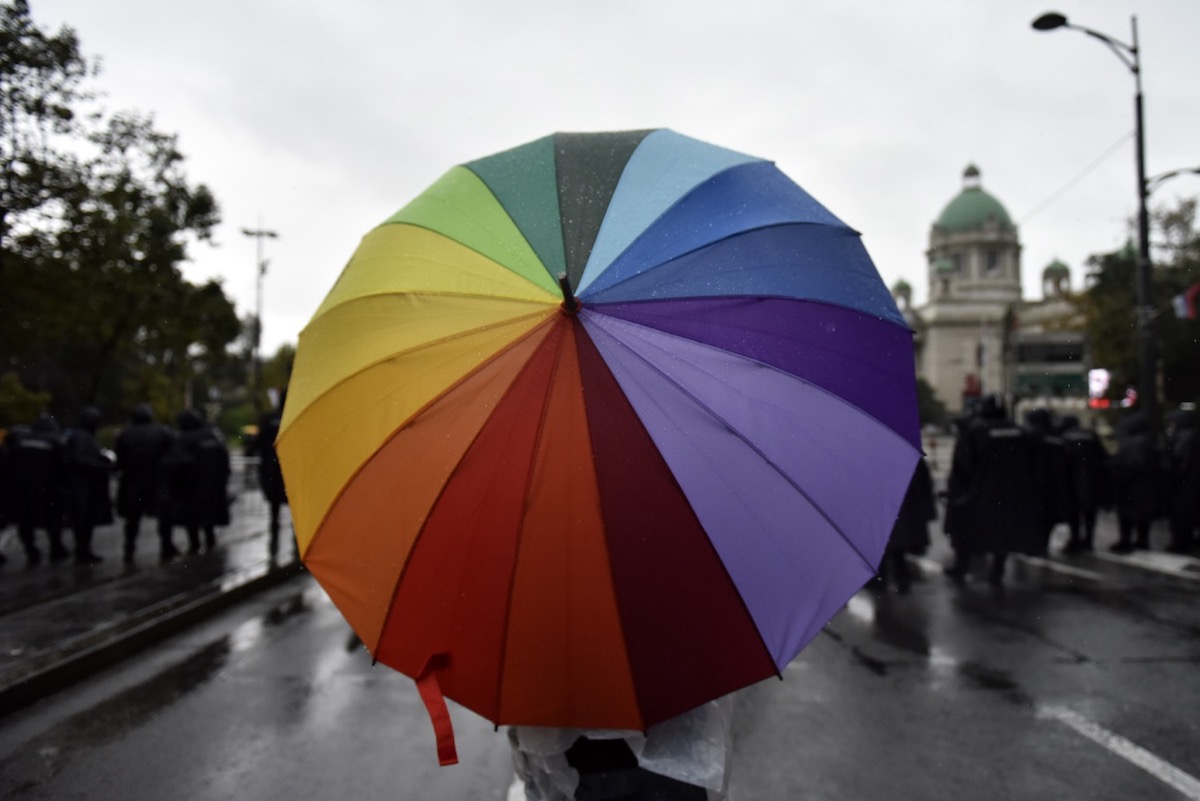 Diaporama | EuroPride en Serbie : une Marche des Fiertés haute en couleur