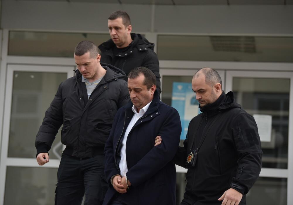 Guerre des gangs au Monténégro : la chute du procureur Čađenović