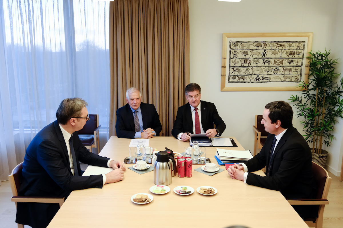 Kosovo-Serbie : Kurti et Vučić valident le plan européen et se reverront en mars