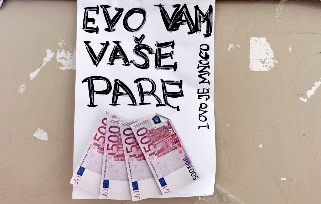 Serbie : vie chère et hausse des frais, les étudiants bloquent la fac d&rsquo;architecture