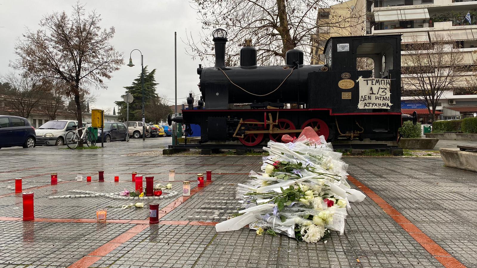 Grèce : après l&rsquo;accident ferroviaire, le deuil fait place à la colère