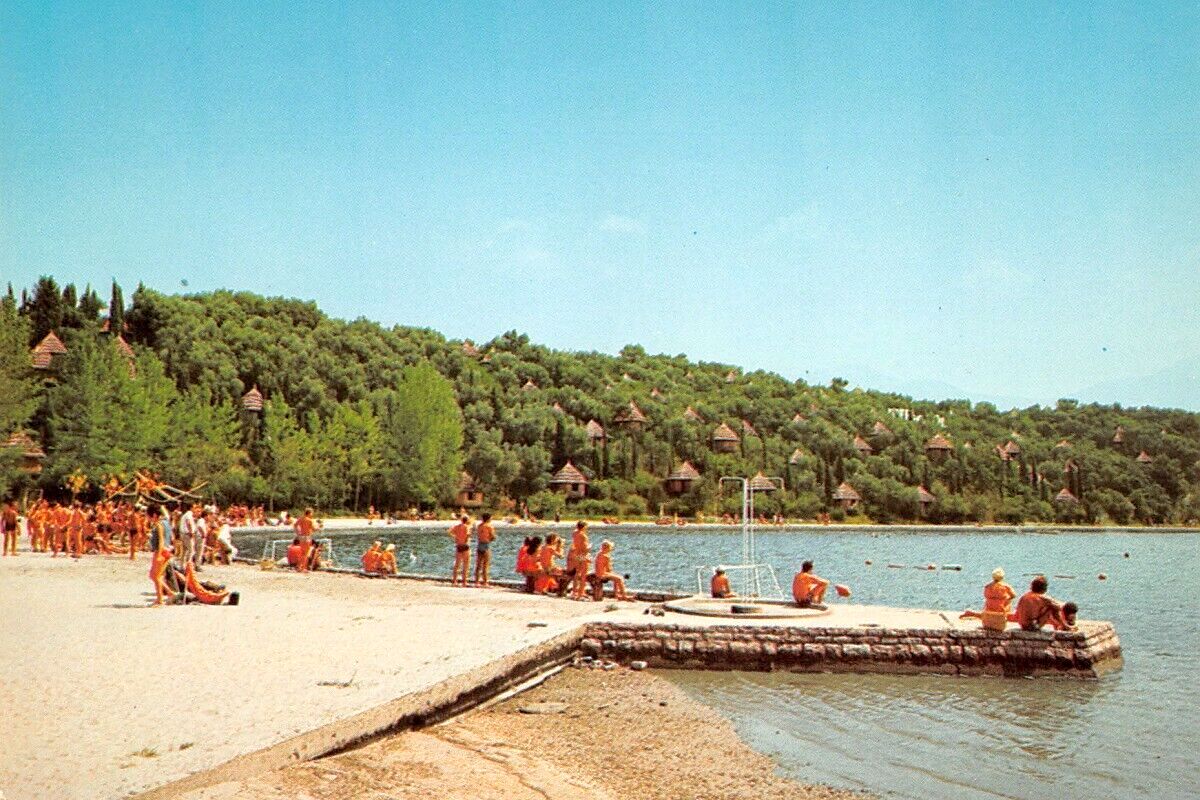 Monténégro : qui veut racheter l&rsquo;île de Sveti Marko, ancien village du Club Med ?