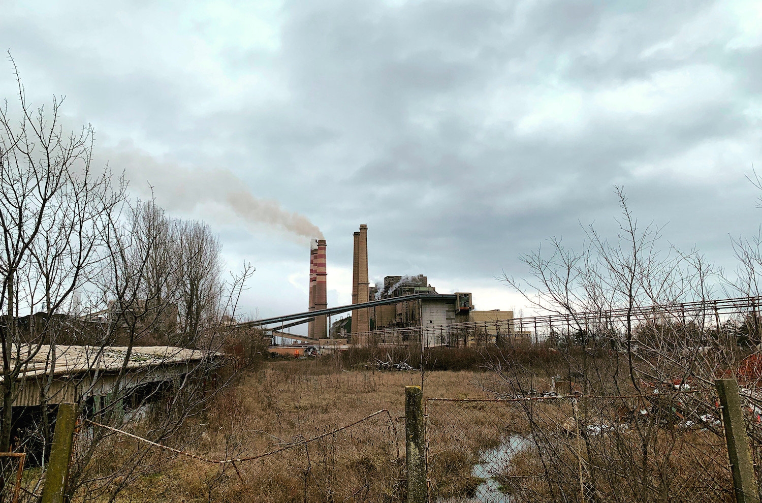 Dépendance énergétique et manque de stratégie : le casse-tête du Kosovo