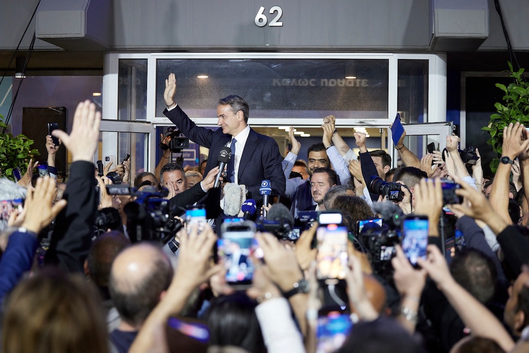 Grèce : triomphe des conservateurs de Mitsotákis, déroute de Syriza