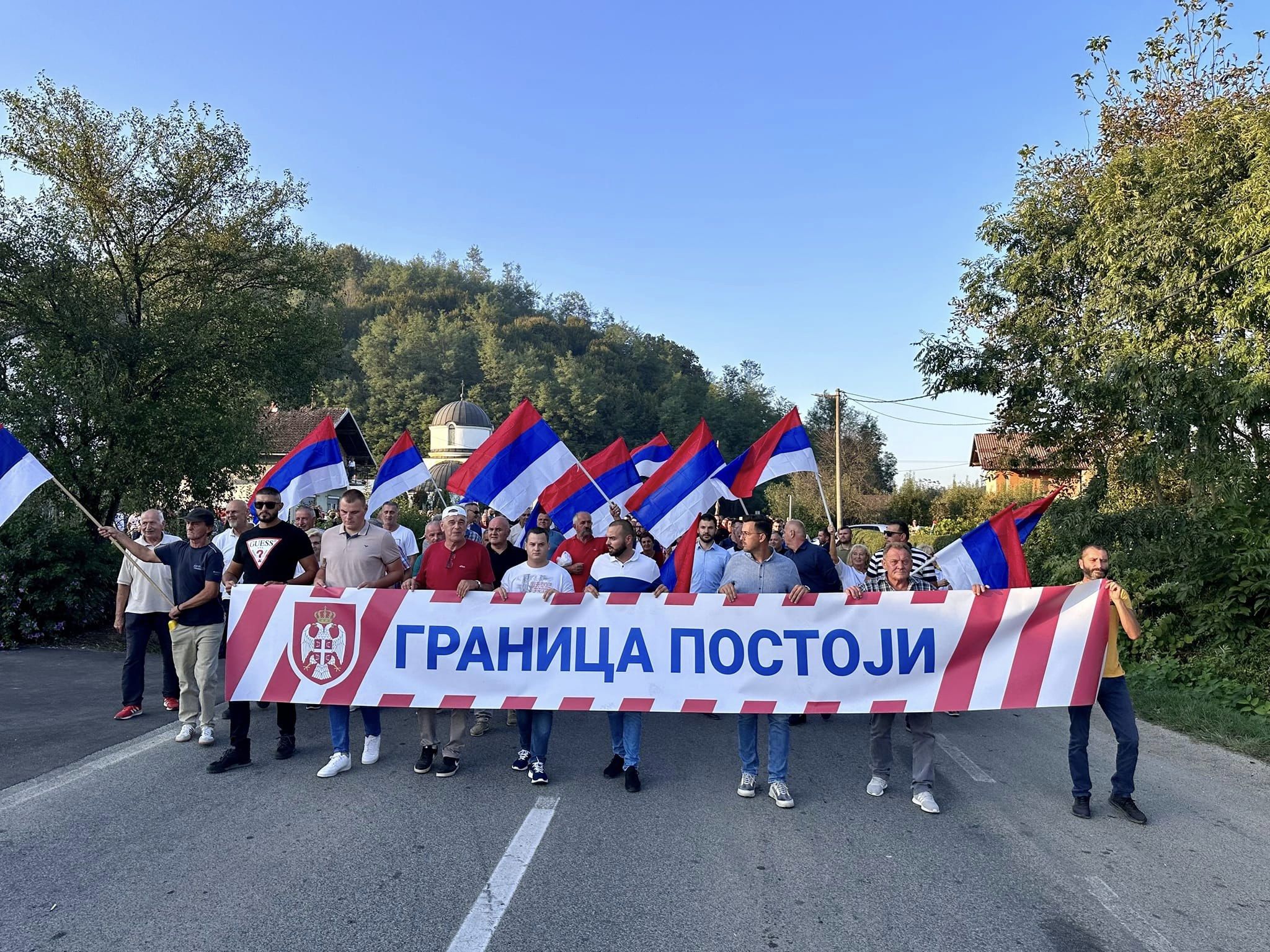 Bosnie-Herzégovine : les partisans de Dodik manifestent sur la ligne inter-entités