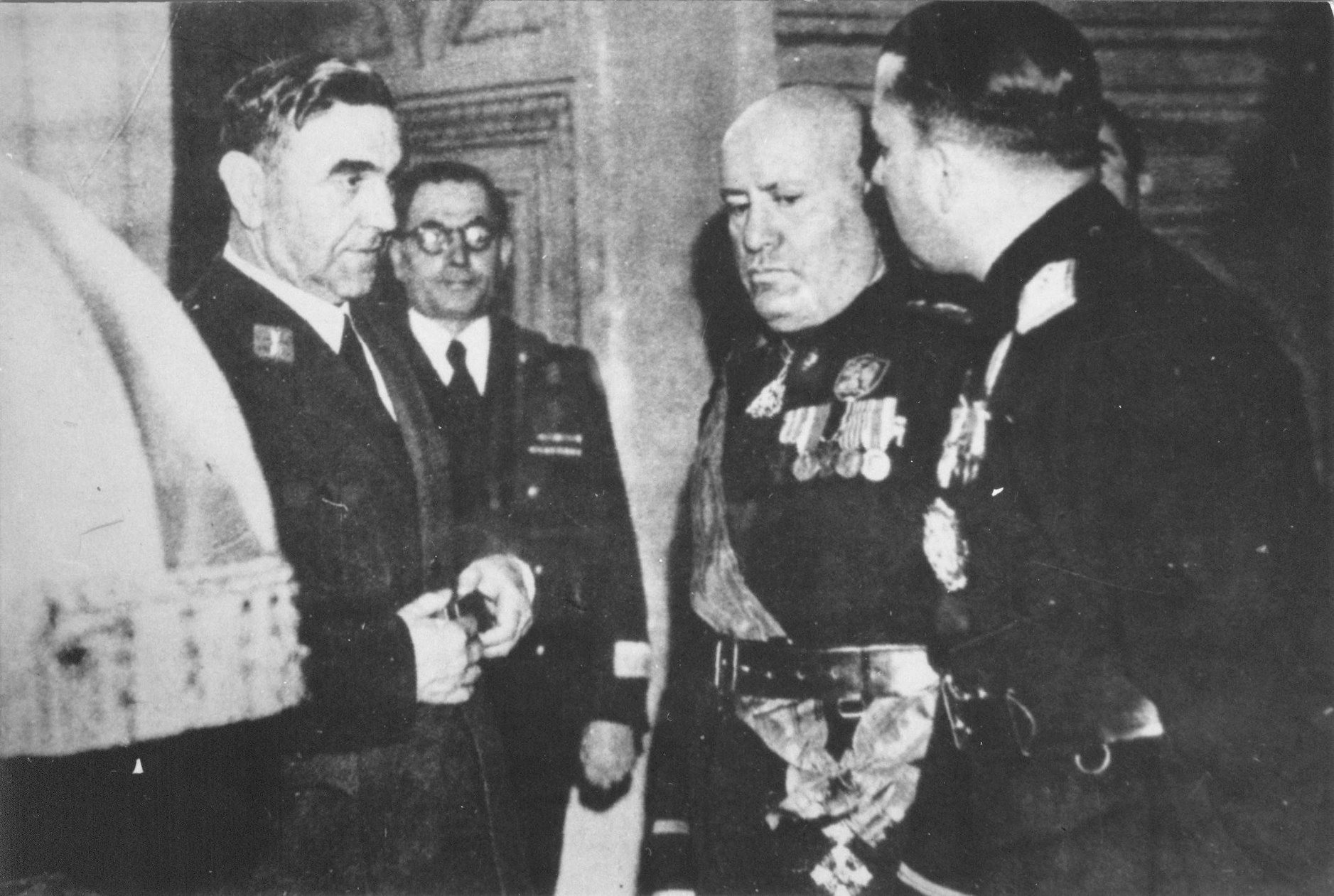 Histoire : quand le chef des oustachis croates était l&rsquo;hôte de Mussolini