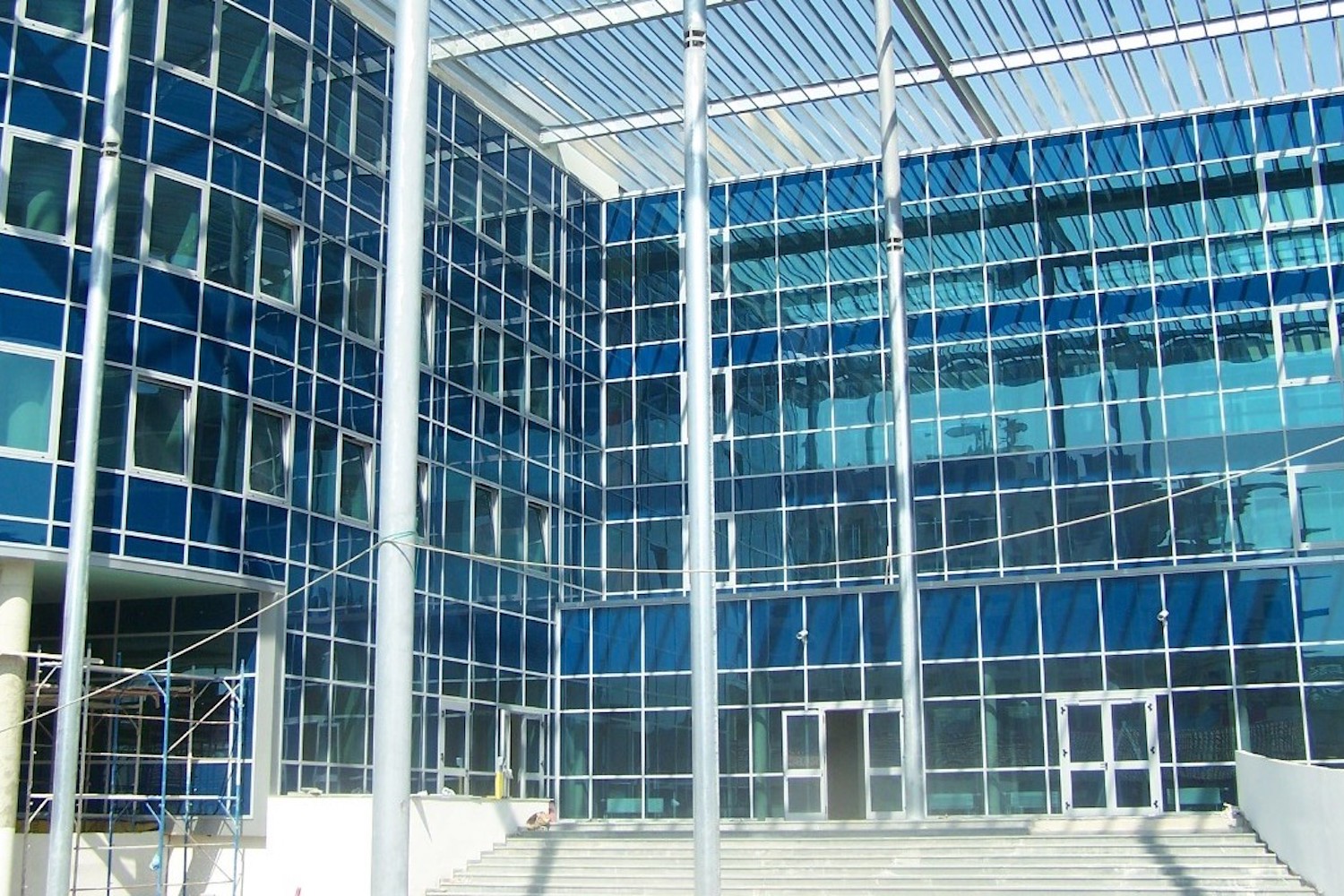 Albanie : des millions d&rsquo;euros partis en fumée dans l’incinérateur fantôme de Tirana