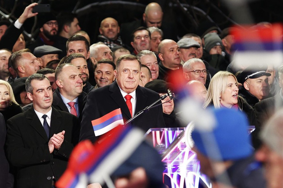 Bosnie-Herzégovine : nouvelle parade nationaliste du «monde serbe» à Banja Luka