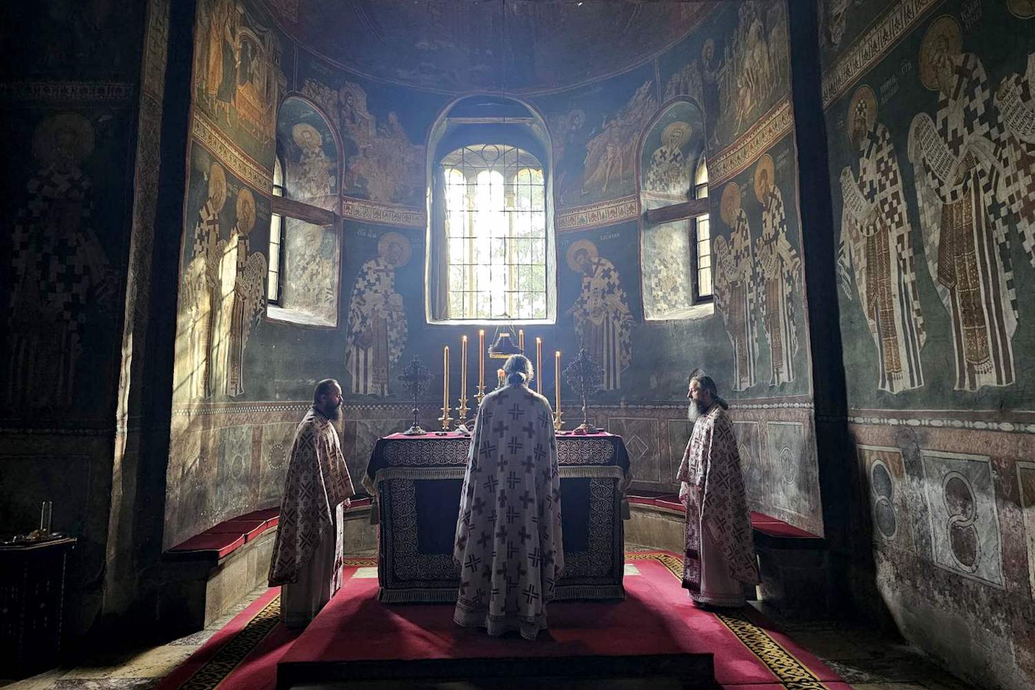 Orthodoxie : les terres du monastère de Dečani enfin inscrites au cadastre du Kosovo