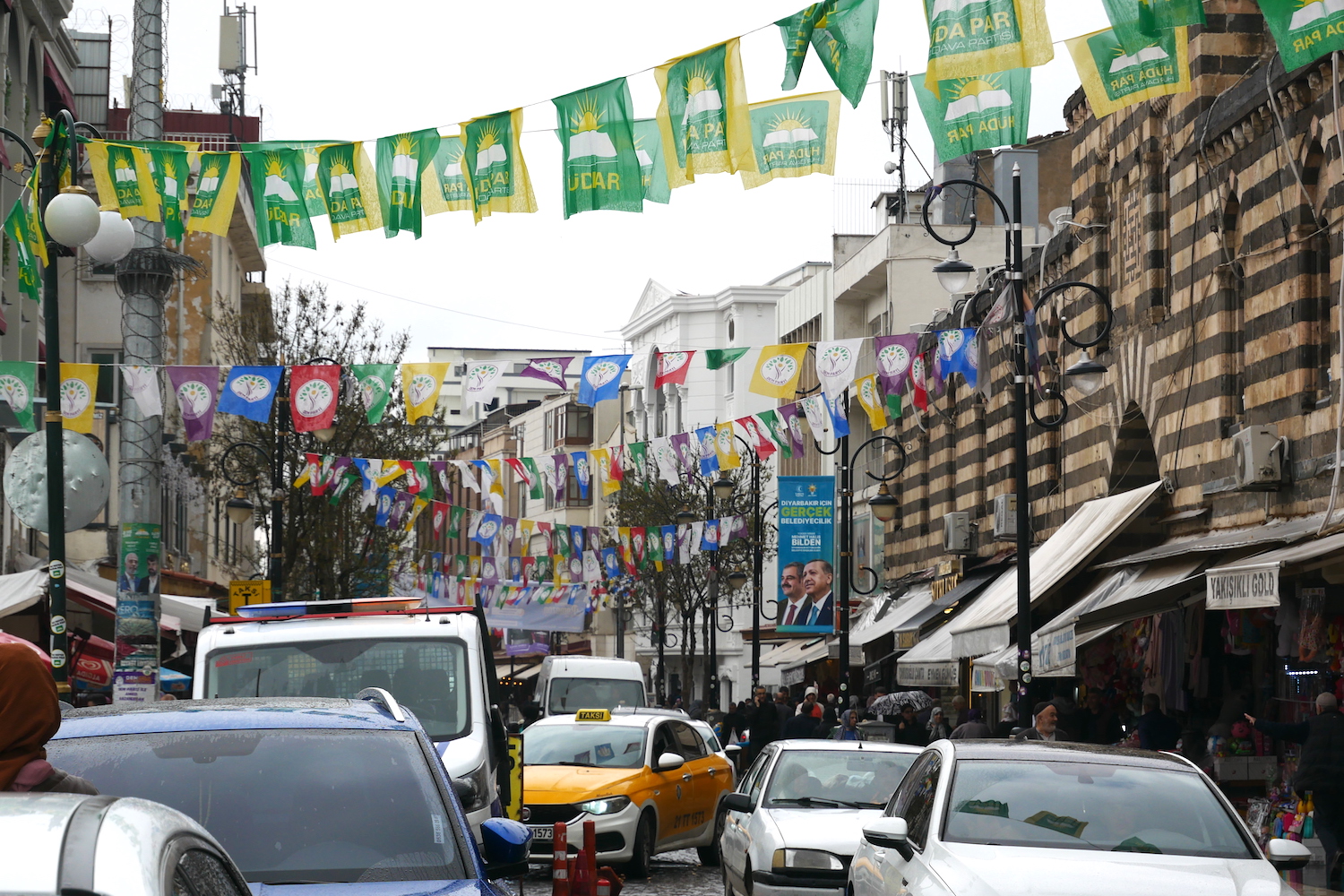 Municipales en Turquie : les maires kurdes pourront-ils siéger ?