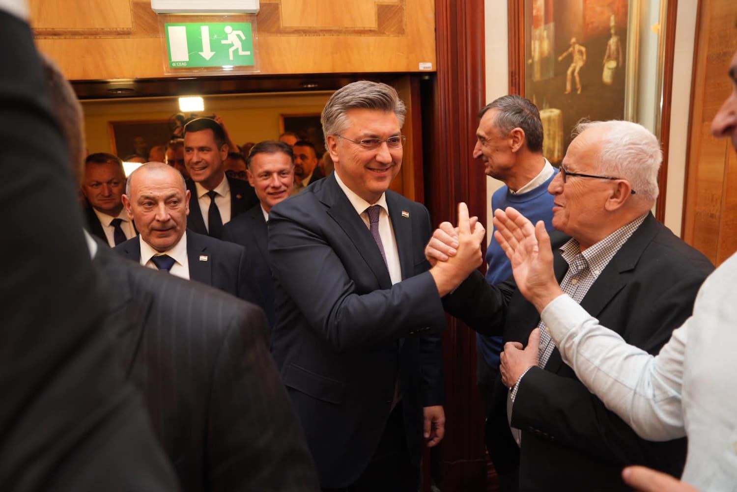 Législatives en Croatie : le HDZ en tête, l&rsquo;extrême-droite se frotte les mains