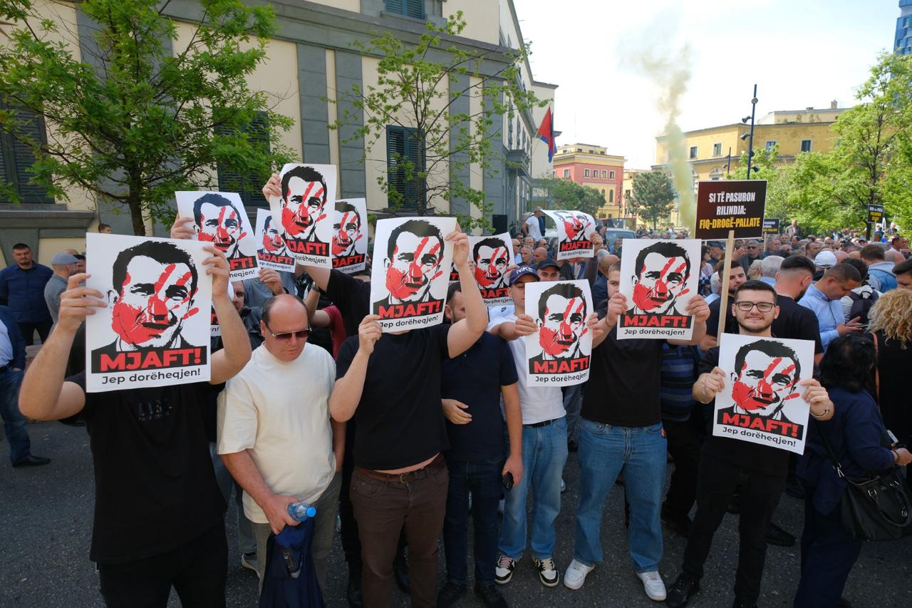 Albanie : l’opposition exige la démission du maire de Tirana