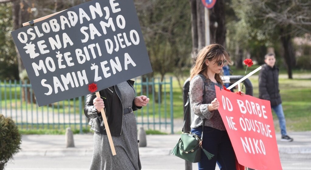Monténégro : la politique, ce monde qui refuse de s’ouvrir aux femmes