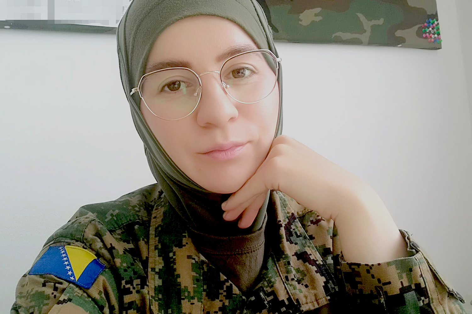 La Bosnie-Herzégovine confirme l&rsquo;interdiction du port du voile dans l&rsquo;armée