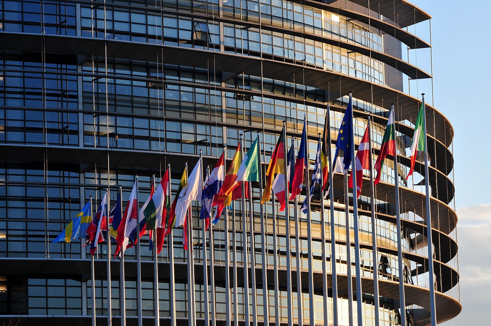 Un Parlement européen plus à droite : quelles conséquences pour les Balkans ?