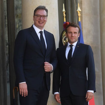 Emmanuel Macron de nouveau en Serbie : à l&rsquo;école du professeur Vučić ?