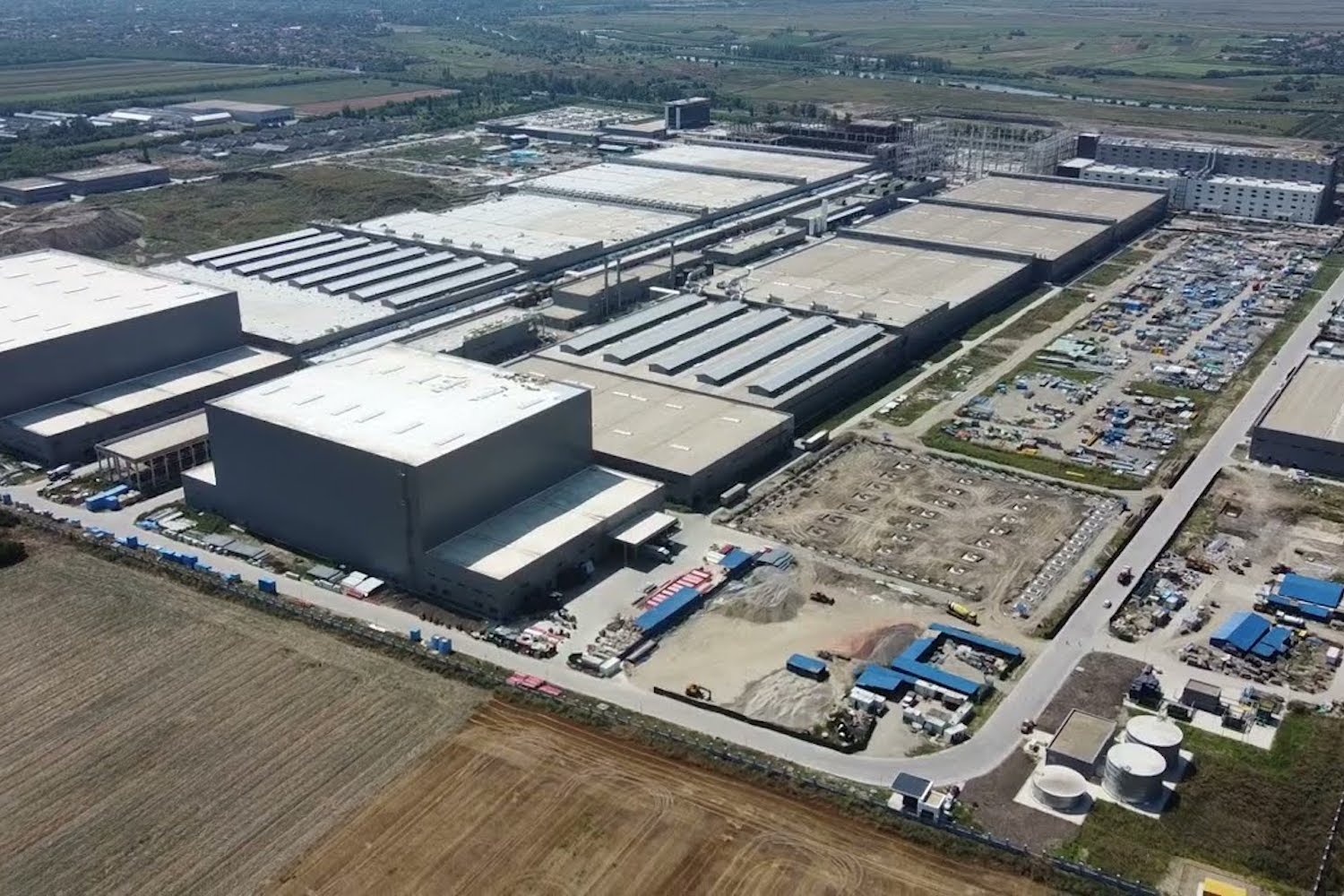 Usine de pneus Linglong : esclavage moderne en Serbie