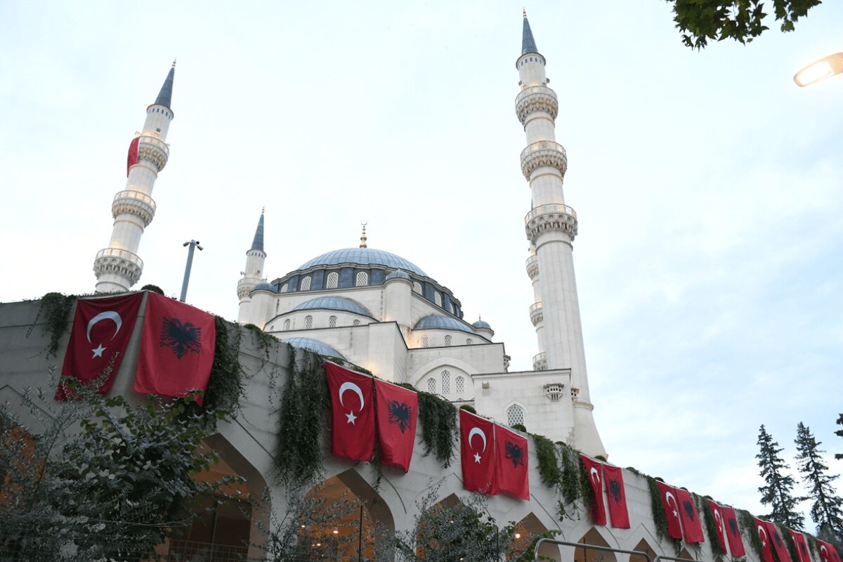 La mini-tournée d&rsquo;Erdoğan en Albanie et en Serbie