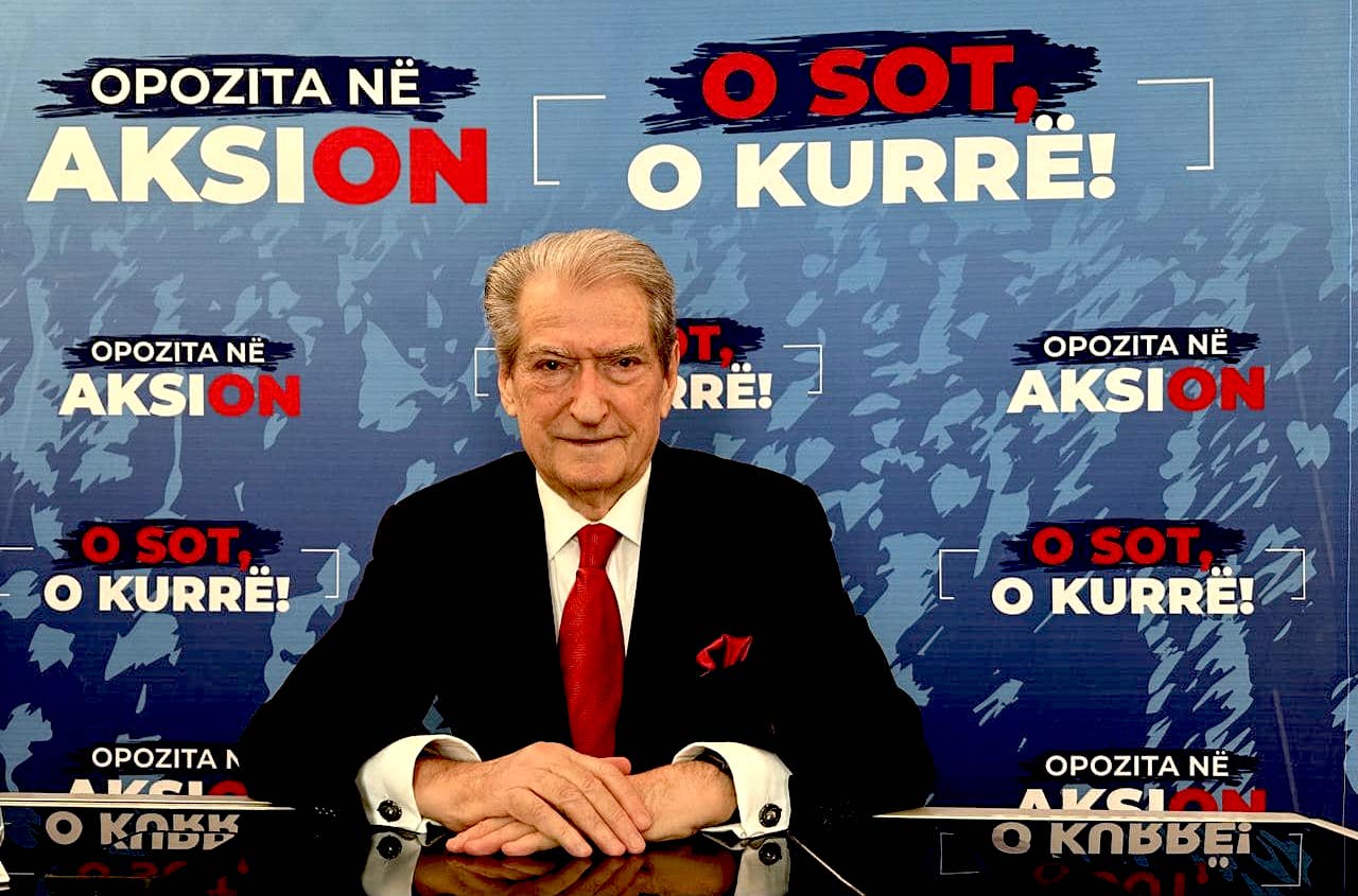 Albanie : la justice lève l&rsquo;assignation à résidence de Sali Berisha
