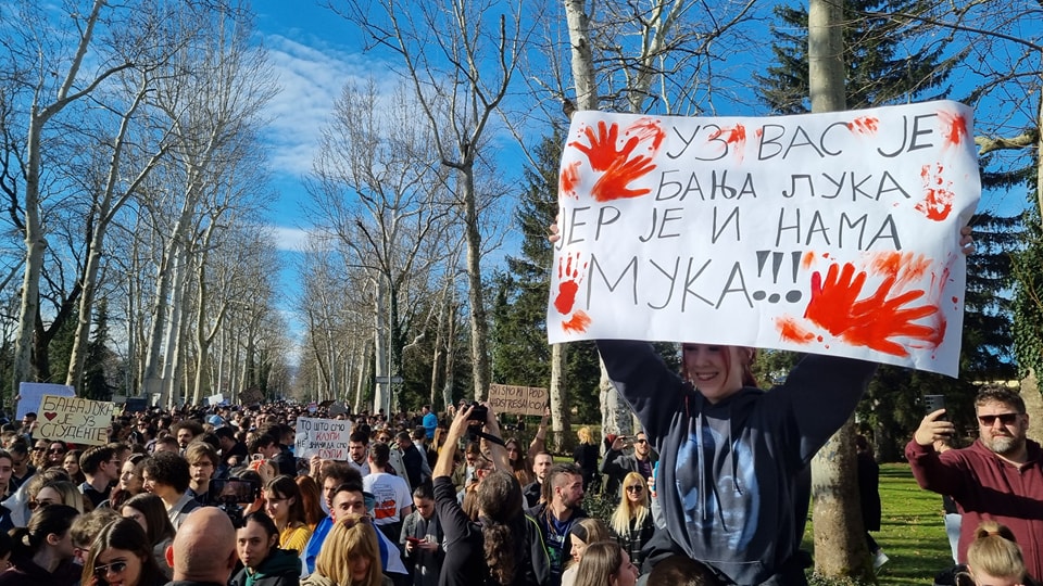 Serbie : le soutien à la révolte s&rsquo;étend en Bosnie-Herzégovine et en Croatie