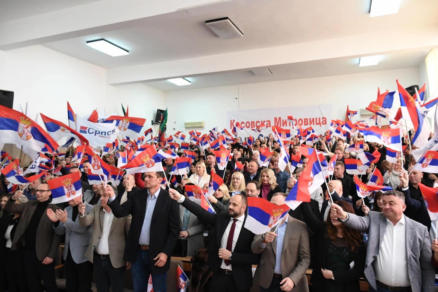 Législatives au Kosovo : chez les Serbes, un zeste de pluralisme et l&rsquo;espoir d&rsquo;une participation record