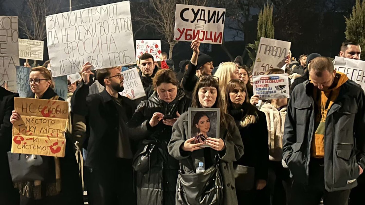 Le 2 février, des milliers de personnes ont manifesté à Skopje en réclamant « Justice pour Frosina ».