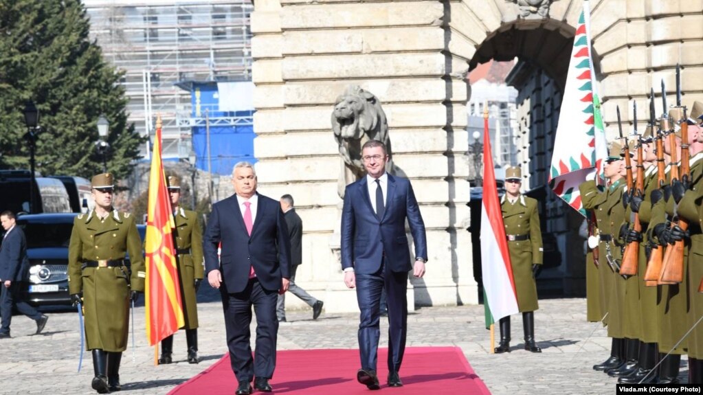 La Macédoine du Nord tourne le dos à Bruxelles et joue la carte Trump et Orbán