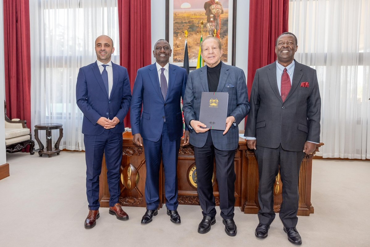 Beghjet Pacolli, le 26 mars 2025 à Nairobi avec les représentants du ministère kenyan des Affaires étrangères.
