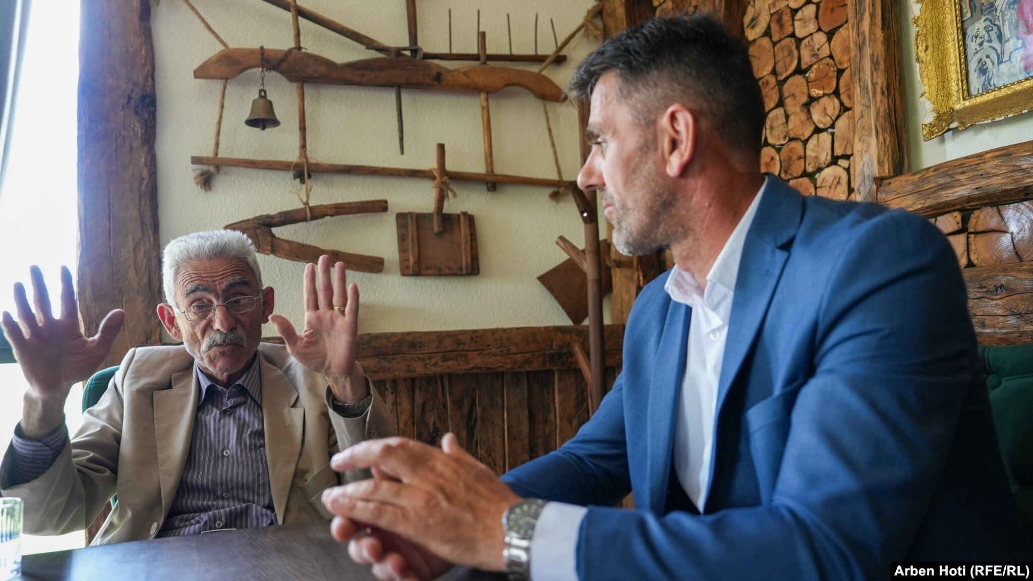 Kosovo : à Brus, cousins catholiques et musulmans vivent en paix