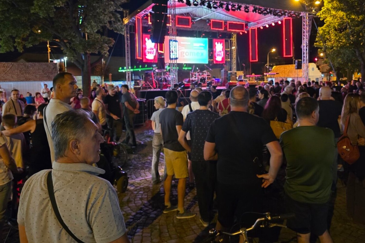 Les Balkans en festivals (4/5) | Serbie : vitrines du pouvoir ou foyers de contestation ?