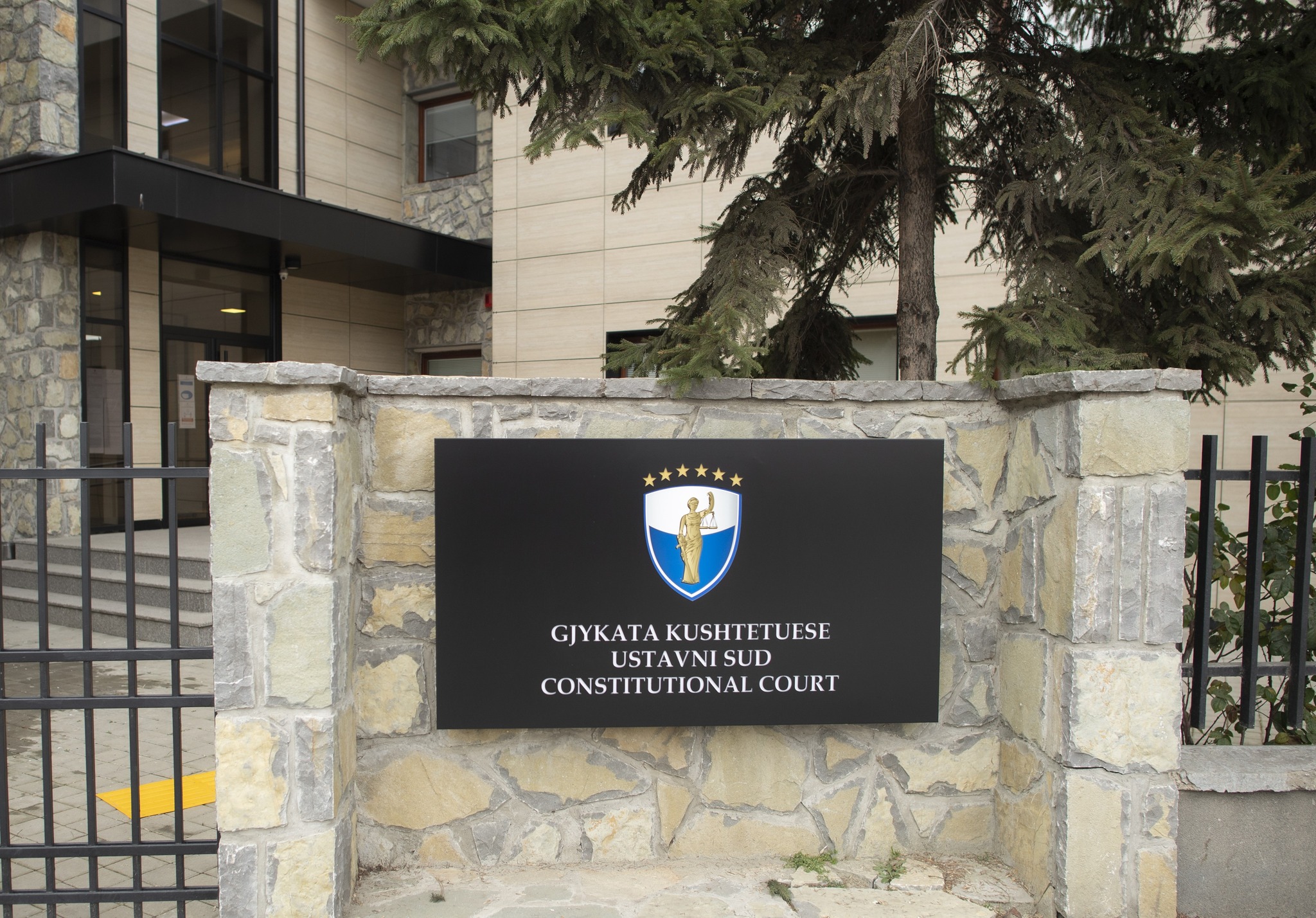 Kosovo : la Cour constitutionnelle peut-elle vraiment mettre fin à l’impasse parlementaire ?