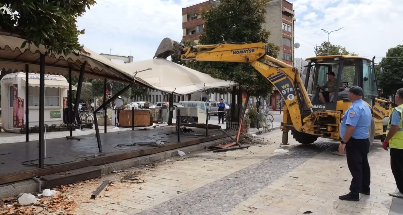 En Albanie, une opération place nette au service du pouvoir