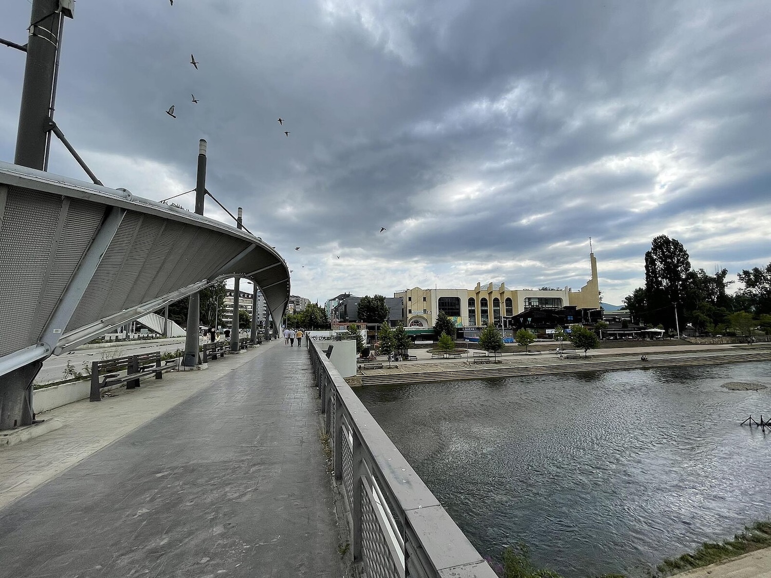 Municipales au Kosovo : un scrutin local aux allures de test national