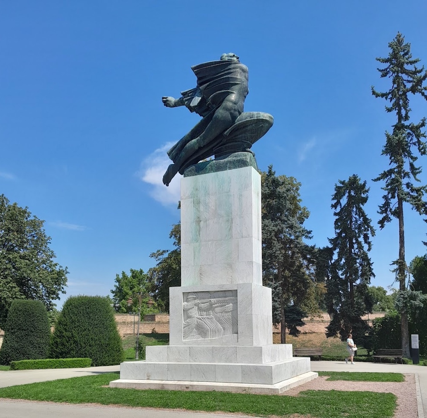 Monument en l’honneur des Français devant Kalemegdan. Monument en l’honneur des Français devant Kalemegdan.
