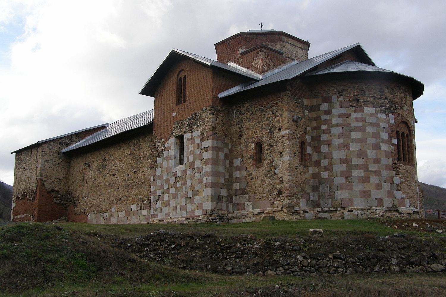 Kosovo : verdict pour l&rsquo;attaque de Banjska, une justice encore inachevée