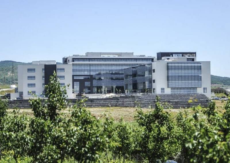 Kosovo : trois hommes condamnés pour un féminicide commandité