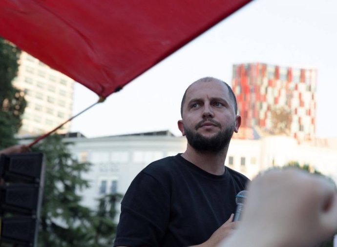 Au-delà de Zvërnec, les racines profondes de la révolte en Albanie
