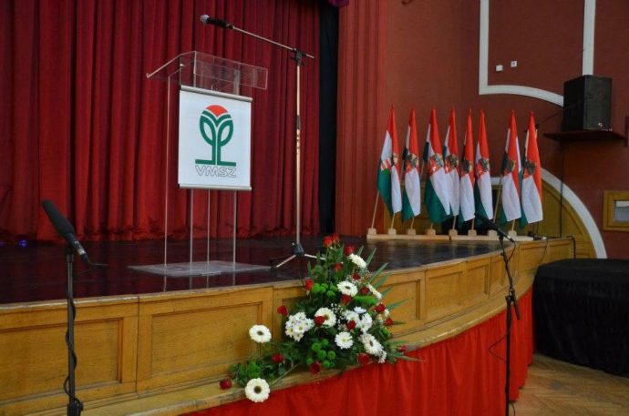 Élections en Serbie : les Hongrois de Voïvodine face à l’après-Orbán