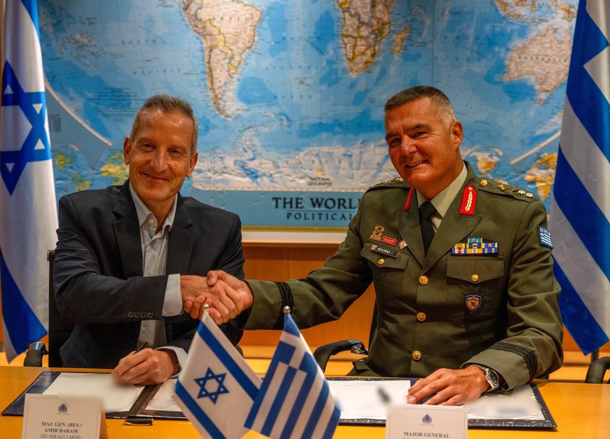 La Grèce signe avec Israël un contrat de défense aérienne de 3 milliards d’euros