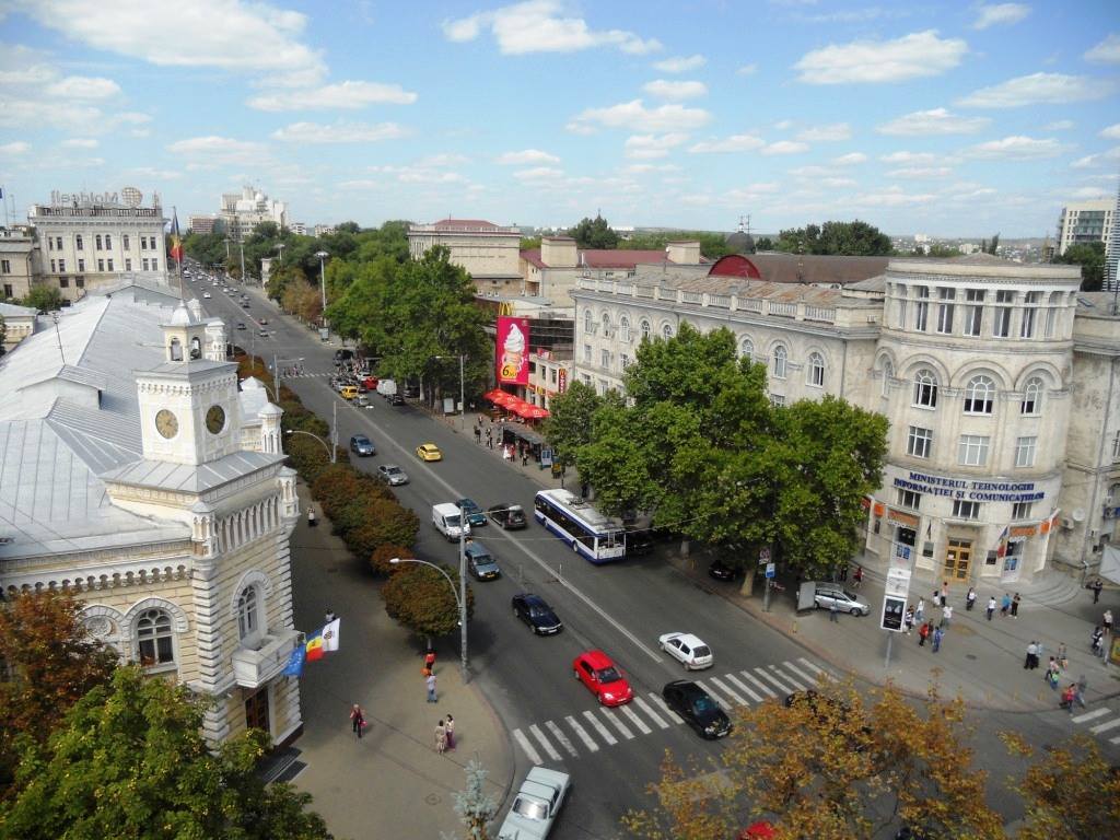 Moldavie : une journée dans l&rsquo;histoire d&rsquo;une nation, entretien avec Lionel Duroy