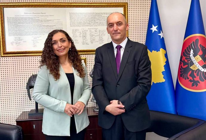 L’accord sur un candidat commun à la présidence suffira-t-il à sortir le Kosovo de l’impasse ?