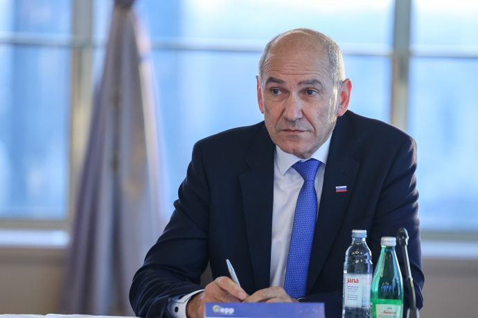 Slovénie : la « révolution nationale tranquille » de Janez Janša