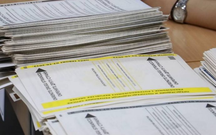 En Bosnie-Herzégovine, contrôles biométriques et vidéosurveillance dans les bureaux de vote pour redonner confiance aux citoyens
