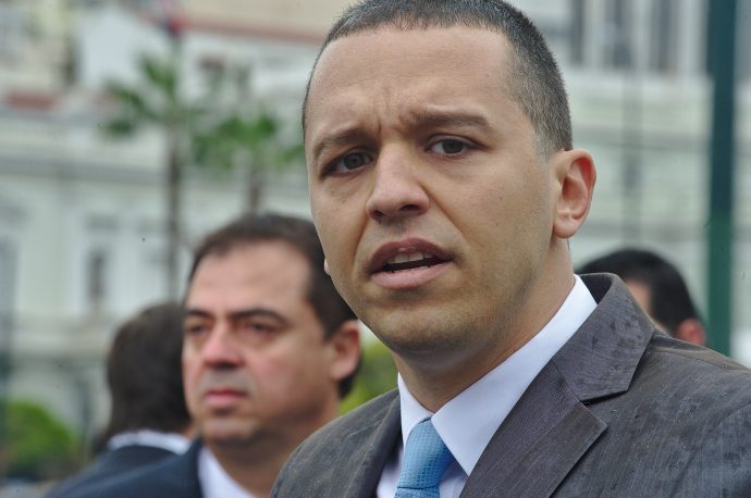 Grèce : sorti de prison, l’ancien député néonazi d’Aube dorée Ilias Kasidiaris prépare son retour politique