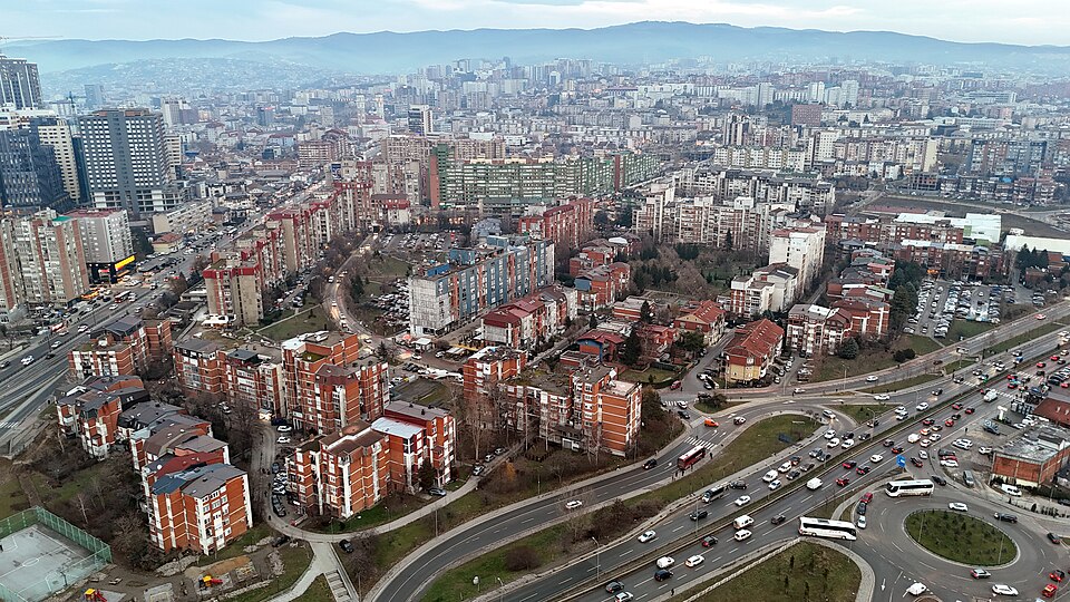 Le Kosovo veut restreindre les compétences des Chambres spécialisées, Bruxelles s’indigne